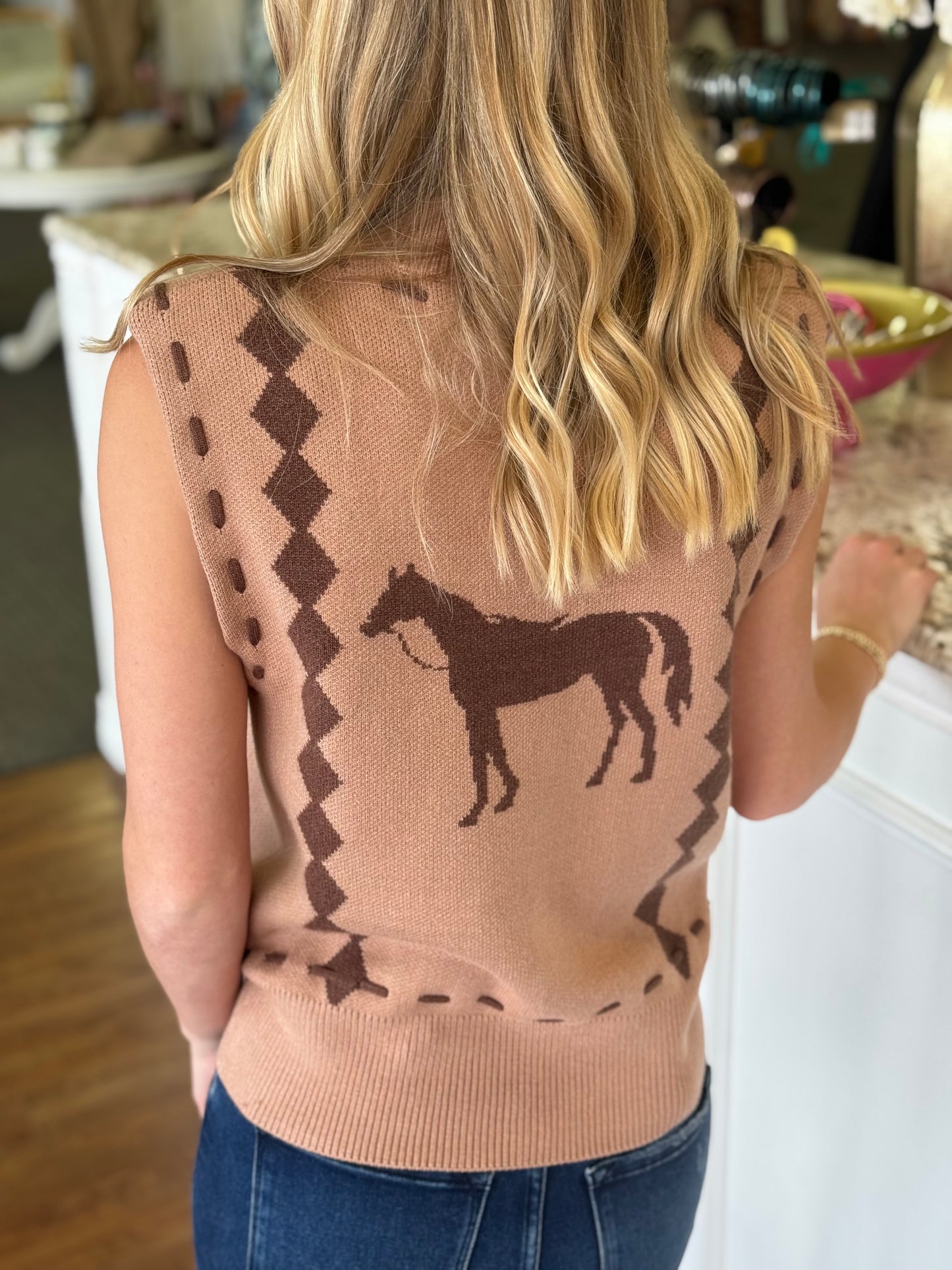 Roany Horse Vest - Brown