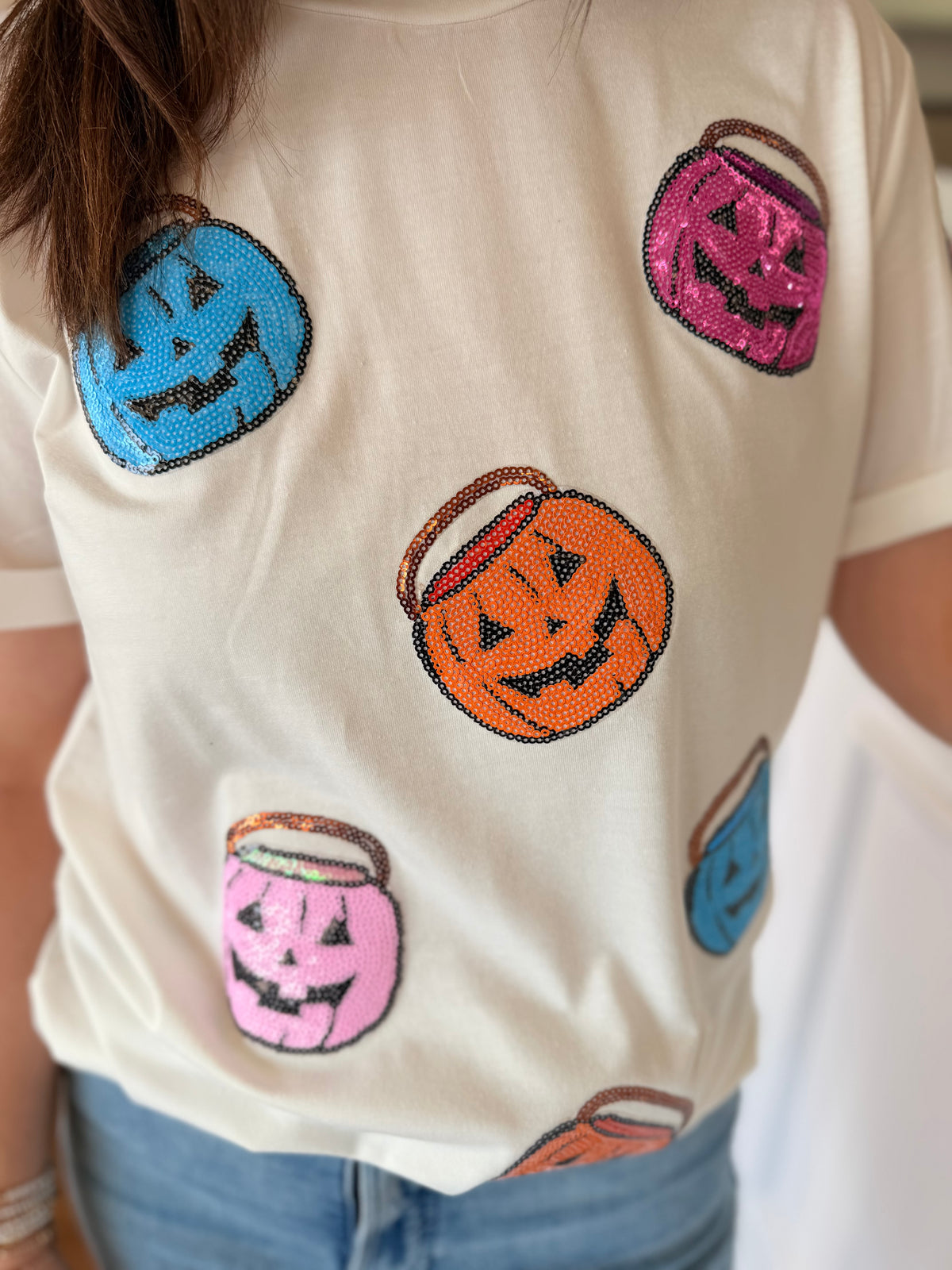 Candy Bucket Sequin Tee – Ivory