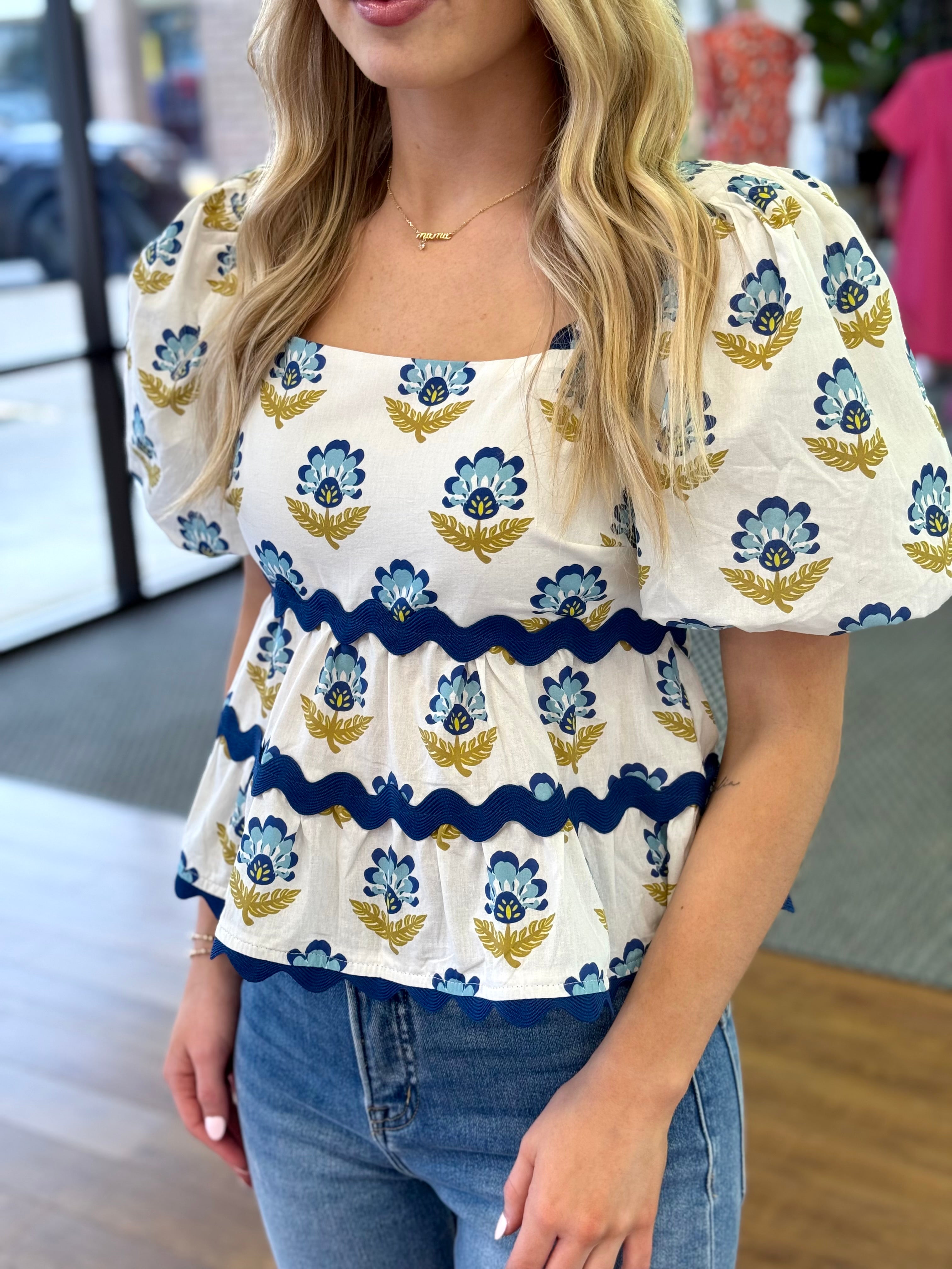 Bluebell Garden Scallop Trim Top | Blue Floral Puff Sleeve Blouse
