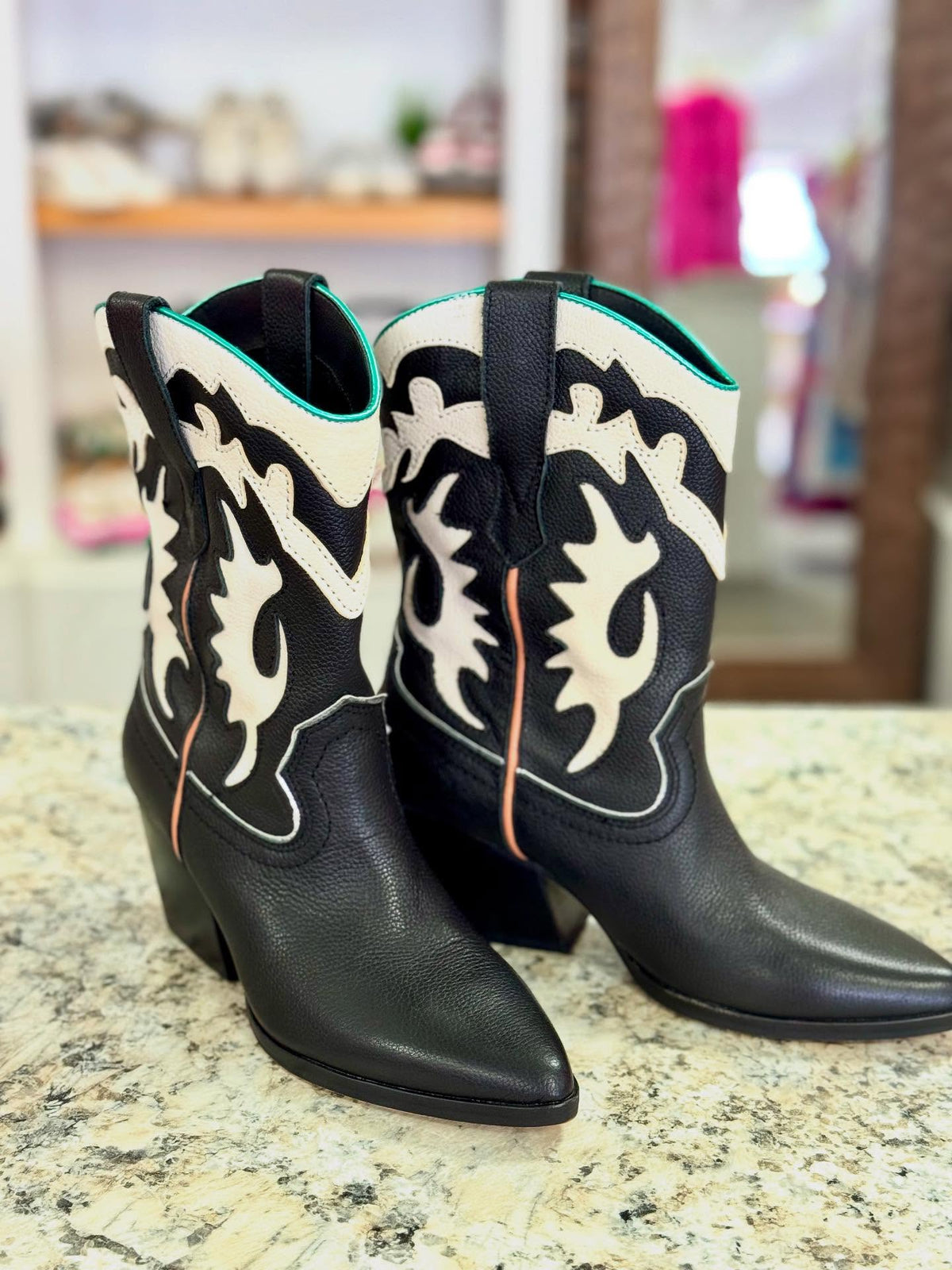 Landen Western Boot