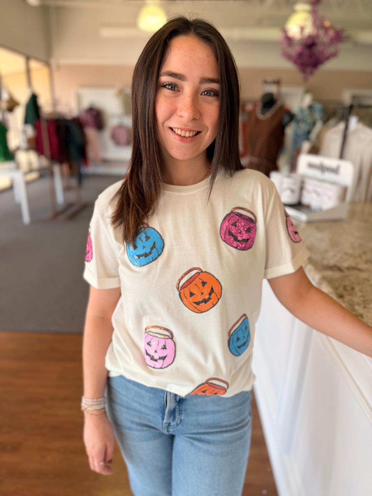 Candy Bucket Sequin Tee – Ivory