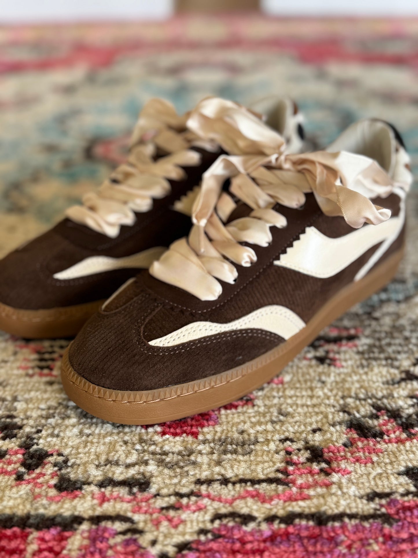 Notice-Chocolate Corduroy
