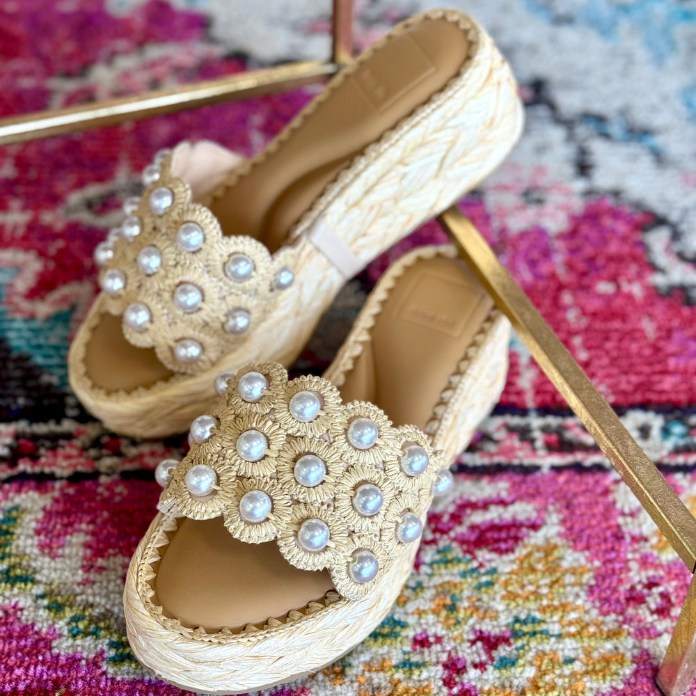 Caper Pearl Wedge