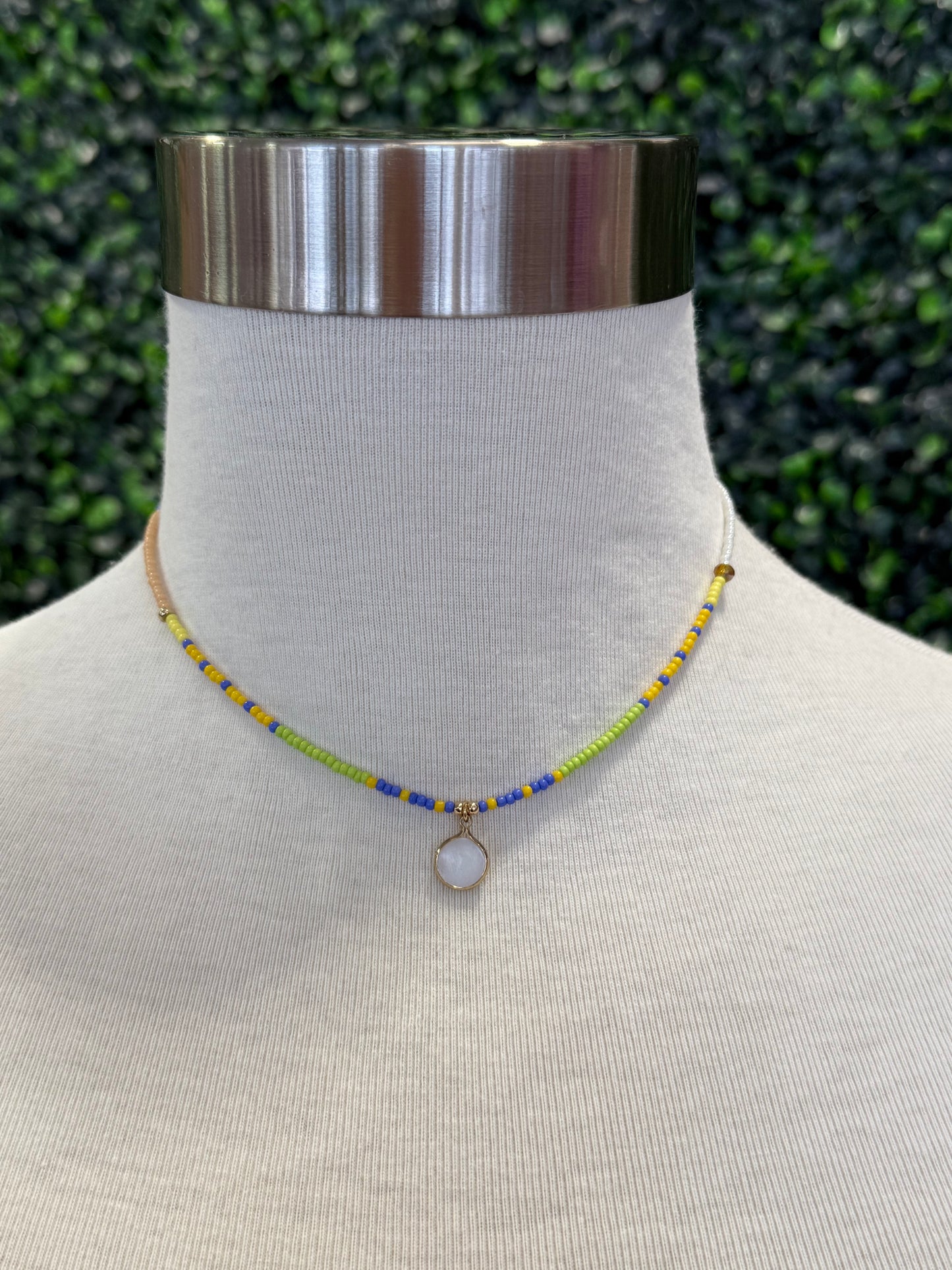 Colorful pearl drop necklace
